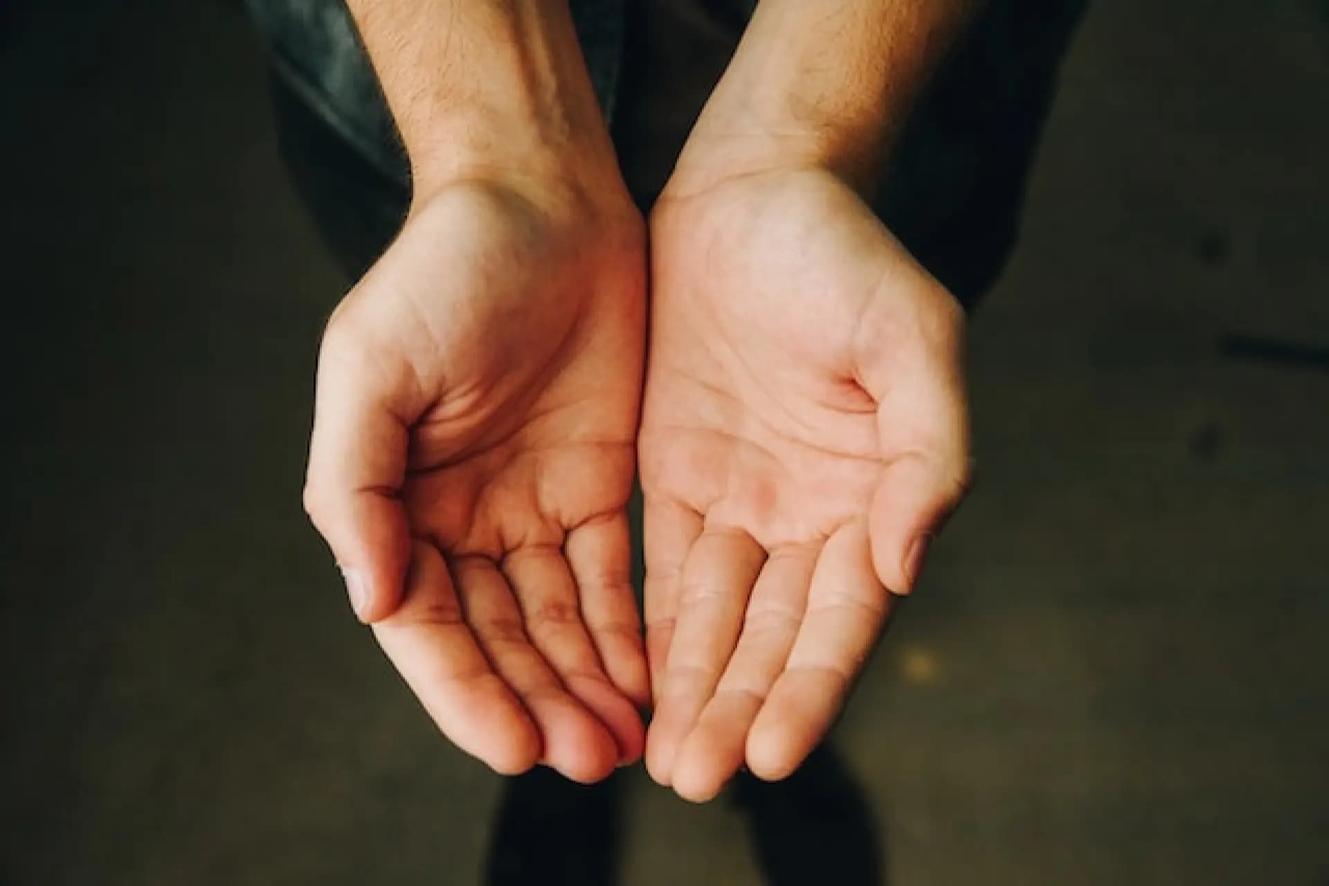 hands